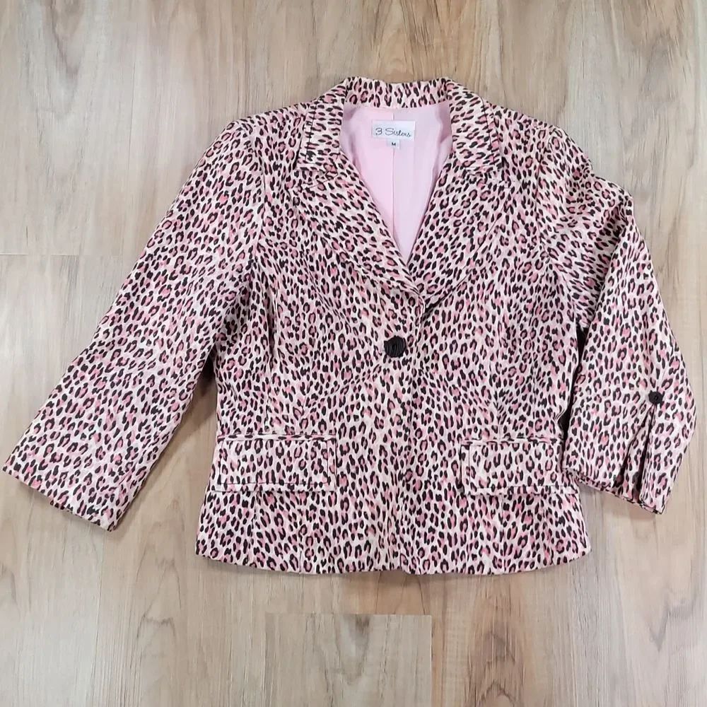 ☔️🍑3 Sisters Pink Leopard Print Cropped Blazer Medium